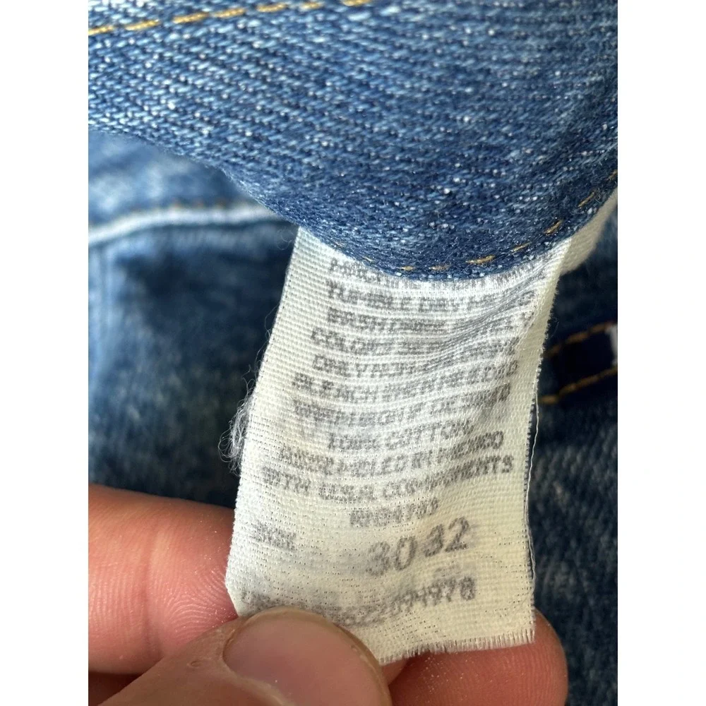 Vintage Lee Straight Leg Jeans 30x32 Light Medium Wash Denim 90s Y2K Mexico